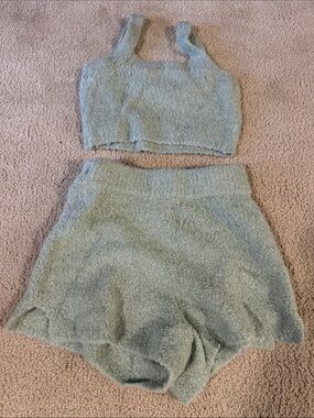 Abercrombie & Fitch Plush Crop Tank and High-Waist Shorts Set - Sage Green